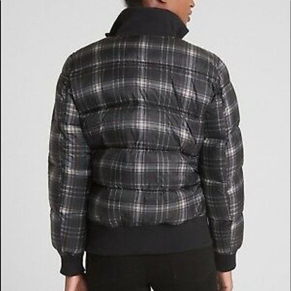Gap Black and White Plaid Puffer Bomber Jacket.Size M - Picture 3 of 16